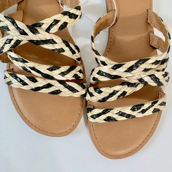 Trendy Raffia Boho Style Sandals Size 10 - Picture 1 of 9